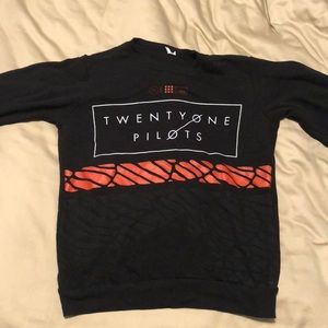 Hot Topic Tops - Twenty One Pilots sweatshirt Hot Topic Tops - Twenty One Pilots sweatshirt
